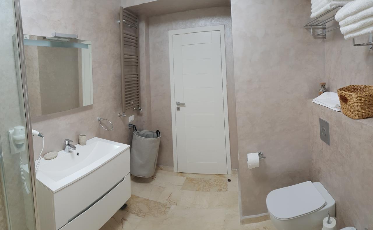 Marble Luxury Apartments มามายา ภายนอก รูปภาพ