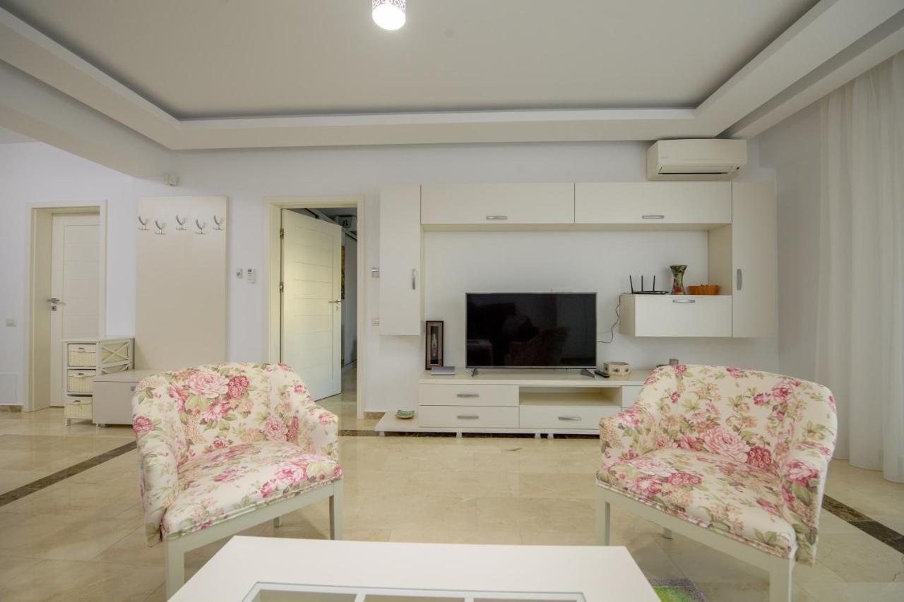 Marble Luxury Apartments มามายา ภายนอก รูปภาพ